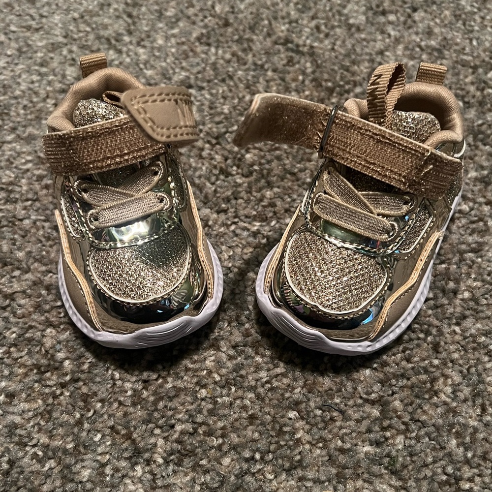 Nine West baby shoes